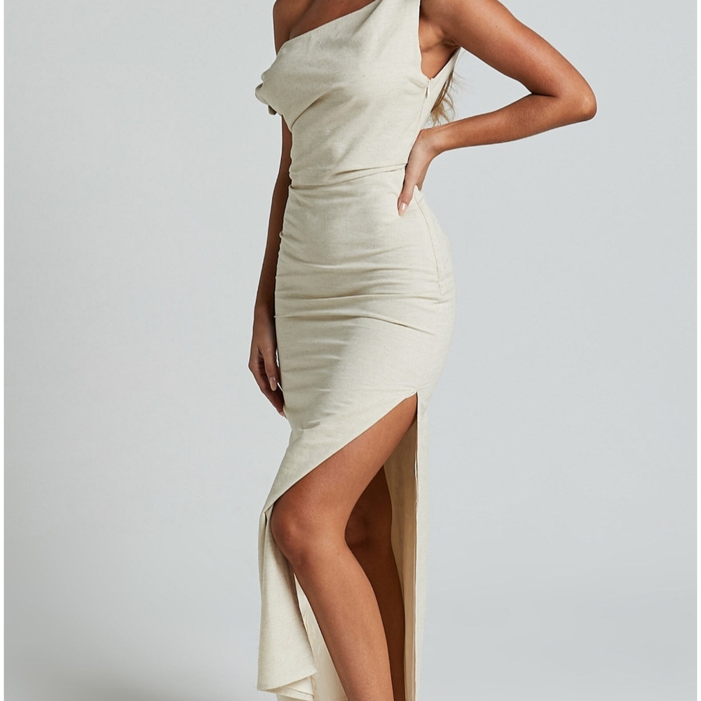 Showpo Cream Asymmetrical Ruched Gown US 8/ AU12 - Picture 2 of 6